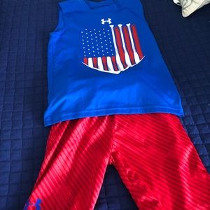 Boy shirt and shorts Under armour size 6